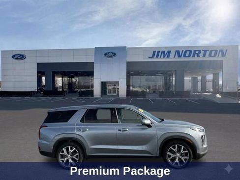 Used 2020 Hyundai Palisade SEL w/ Premium Package FWD image 3