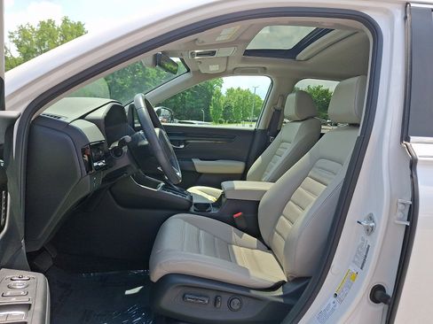 Used 2024 Honda CR-V EX-L image 13