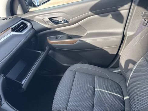 Used 2023 GMC Acadia SLE w/ Driver Convenience Package image 22