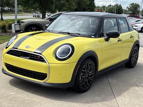 Used 2025 MINI Cooper S FWD image 11