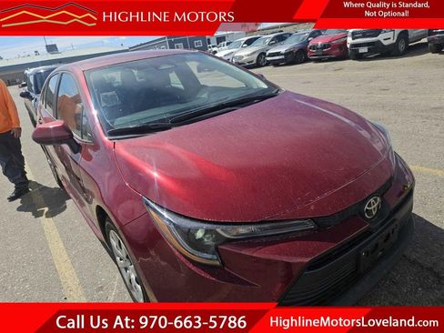 Used 2025 Toyota Corolla LE image 1