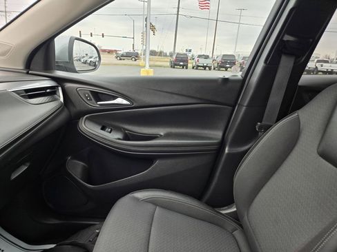 Used 2025 Buick Encore GX Preferred FWD image 14