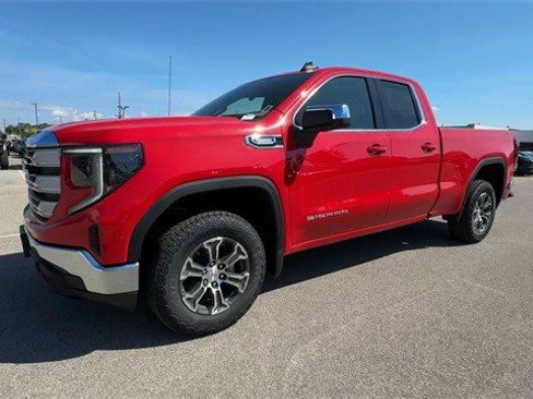 New 2026 GMC Sierra 1500 SLE w/ Preferred Package image 4