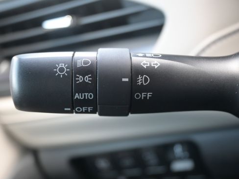 Used 2025 Subaru Forester Limited image 29