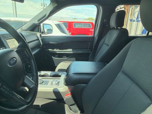Used 2020 Ford Expedition XLT AWD/4WD image 4