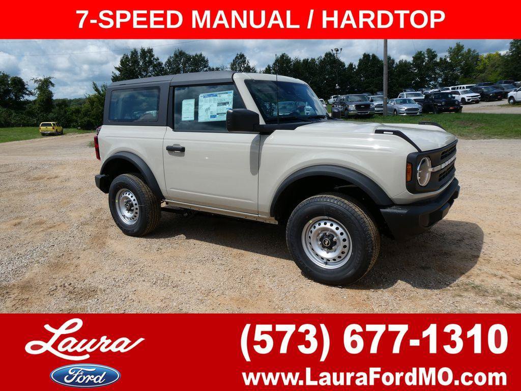 New 2026 Ford Bronco 2-Door AWD/4WD image 1