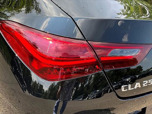 Certified 2024 Mercedes-Benz CLA 250 4MATIC image 31