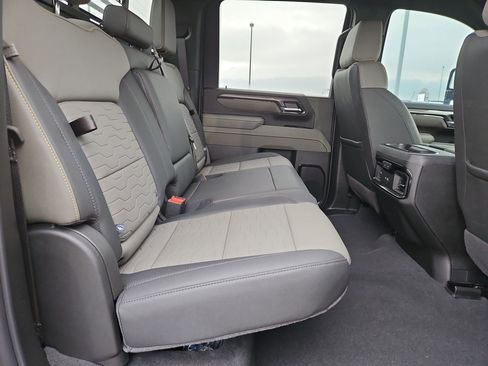 Used 2026 Chevrolet Silverado 2500 ZR2 w/ LPO, Dark Essentials Package image 30