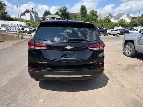 Used 2024 Chevrolet Equinox LT AWD/4WD image 8