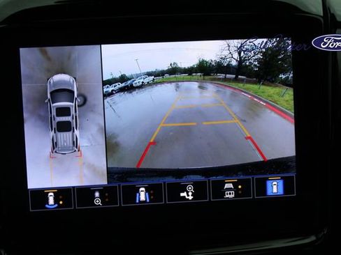 Used 2022 Chevrolet Traverse High Country w/ LPO, Floor Liner Package image 19