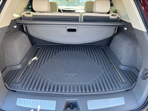 Certified 2024 Cadillac XT5 Premium Luxury w/ LPO, Floor Liner Package FWD image 15