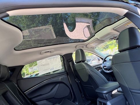 New 2025 Ford Mustang Mach-E Premium image 11