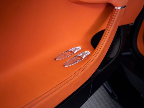 Used 2018 Bugatti Chiron AWD/4WD image 35