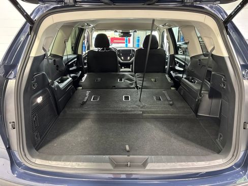 Used 2025 Subaru Ascent Premium AWD/4WD image 43