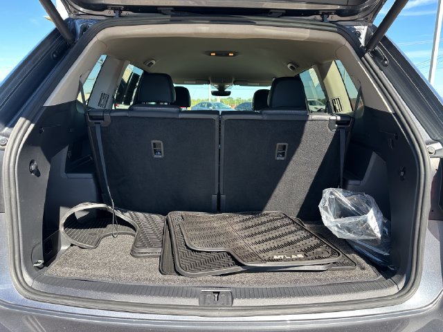 Used 2020 Volkswagen Atlas SE w/ Towing Package AWD/4WD image 12