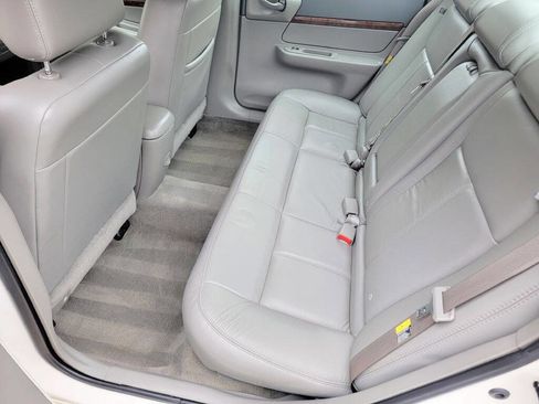 Used 2004 Chevrolet Impala LS w/ Preferred Equipment Group FWD image 11