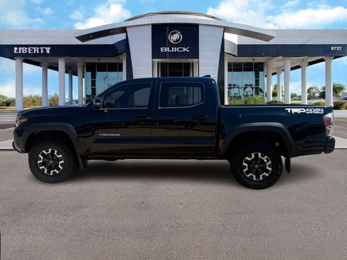 Used 2023 Toyota Tacoma TRD Off-Road w/ Technology Package image 6