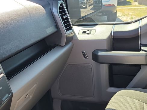Used 2018 Ford F150 XLT RWD image 30