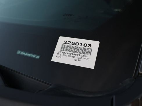 New 2025 Jeep Grand Cherokee Laredo X w/ Trailer Tow Package image 44