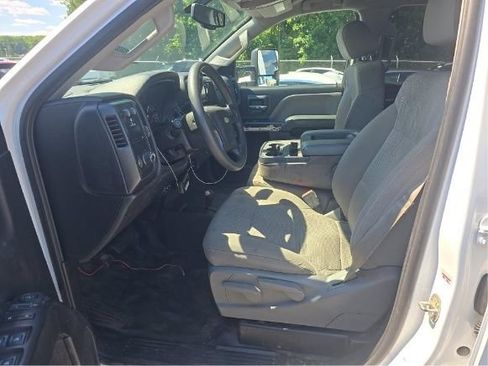Used 2015 Chevrolet Silverado 2500 W/T w/ WT Convenience Package AWD/4WD image 4
