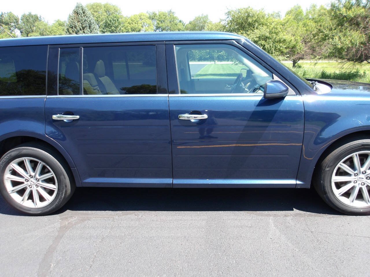 Used 2017 Ford Flex Limited FWD image 37