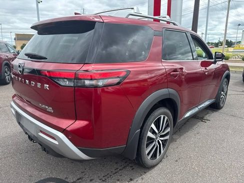 Certified 2023 Nissan Pathfinder Platinum AWD/4WD image 5