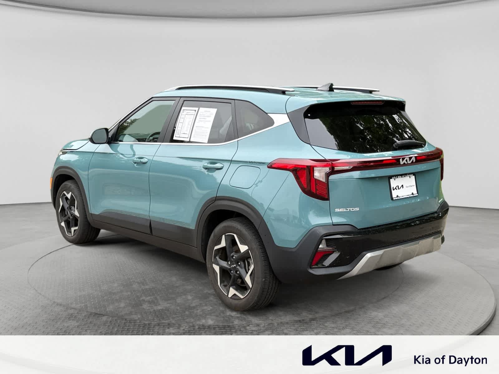 Used 2024 Kia Seltos EX AWD/4WD image 7