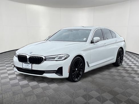 Used 2022 BMW 530i xDrive AWD/4WD image 3