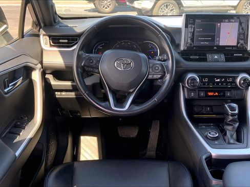 Used 2020 Toyota RAV4 XSE image 5