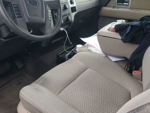 Used 2010 Ford F150 2WD SuperCab image 2