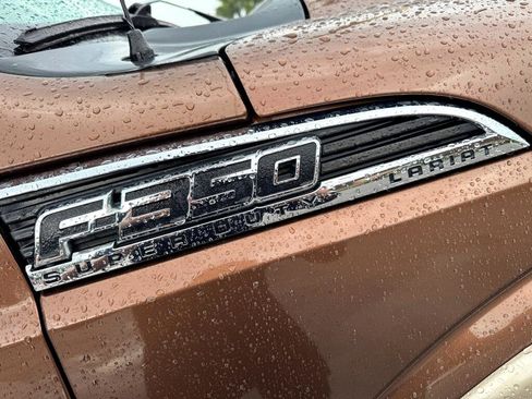 Used 2011 Ford F350 Lariat w/ Lariat Interior Pkg image 14