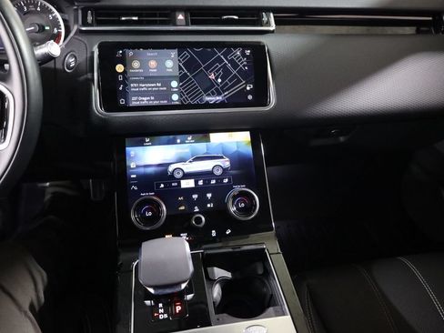 Used 2022 Land Rover Range Rover Velar R-Dynamic S AWD/4WD image 34