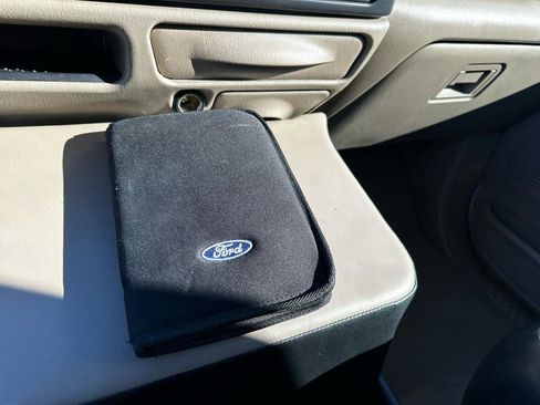 Used 2005 Ford Excursion Eddie Bauer image 46