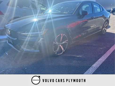 Used 2023 Volvo S60 T8 Plus image 1