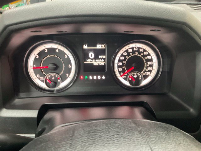 Used 2016 RAM 1500 Classic SLT AWD/4WD image 11