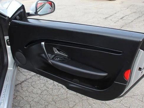 Used 2011 Maserati GranTurismo Convertible RWD image 34