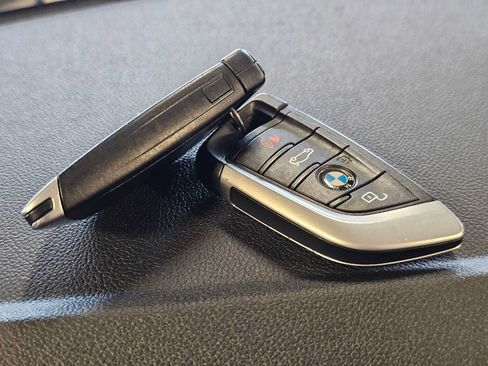 Used 2023 BMW i4 eDrive35 w/ Premium Package RWD image 38