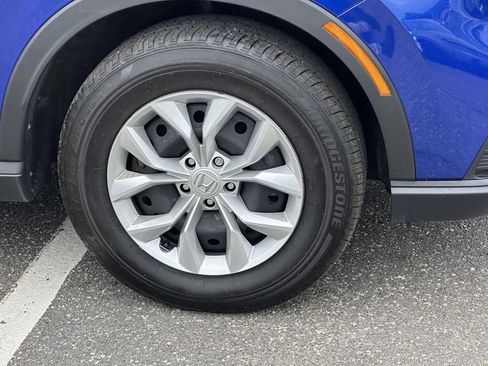 Certified 2025 Honda CR-V LX image 6