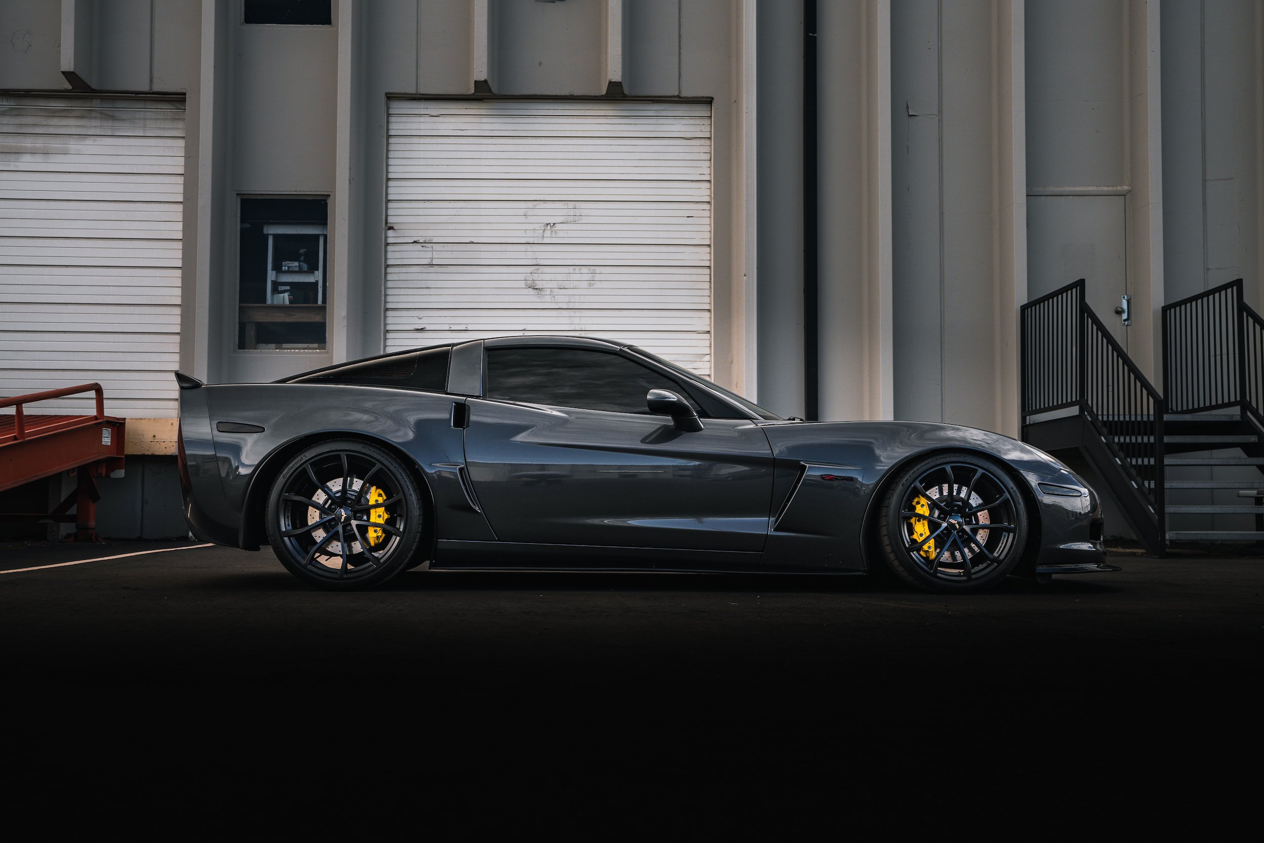 Used 2012 Chevrolet Corvette Z06 w/ 2LZ Preferred Equipment Group RWD image 2