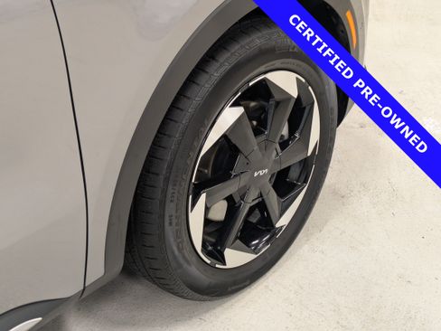 Used 2025 Kia Sorento SX Prestige image 12