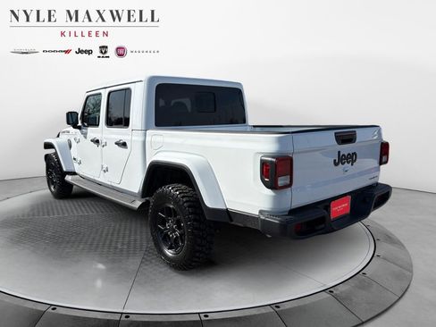 New 2026 Jeep Gladiator Sport AWD/4WD image 14