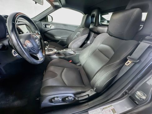 Used 2016 Nissan 370Z Roadster RWD image 13