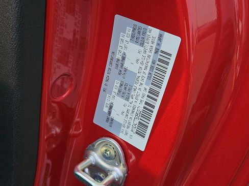 Used 2025 MAZDA MX-5 Miata Club RWD image 26