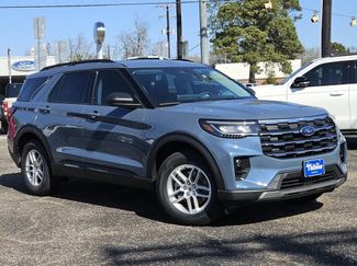 New 2026 Ford Explorer Active w/ Active Comfort Package RWD video 2