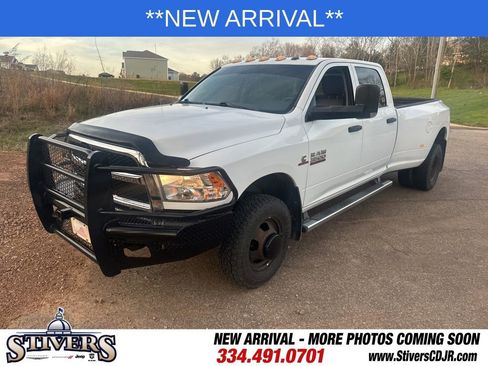 Used 2015 RAM 3500 Tradesman w/ Chrome Appearance Group image 5