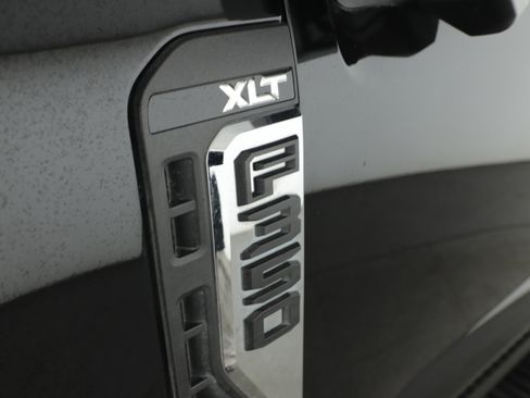Used 2024 Ford F350 XLT w/ 360-Degree Camera Package image 10