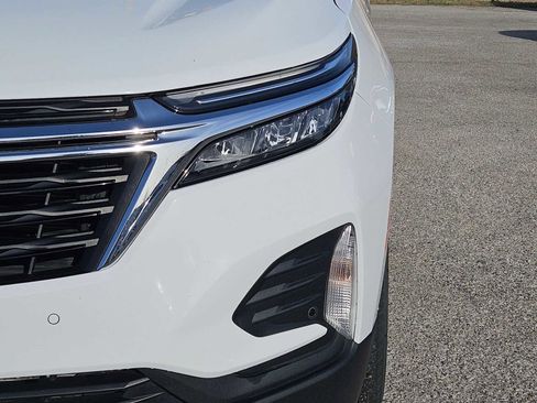 Used 2024 Chevrolet Equinox LT image 11