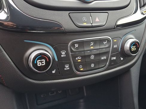 Certified 2023 Chevrolet Equinox RS AWD/4WD image 15