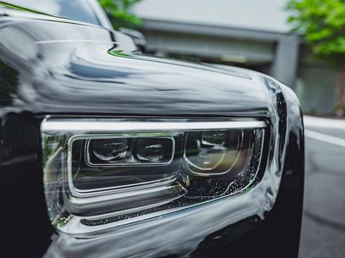 Used 2024 Rolls-Royce Phantom Sedan w/ The Phantom Package image 6