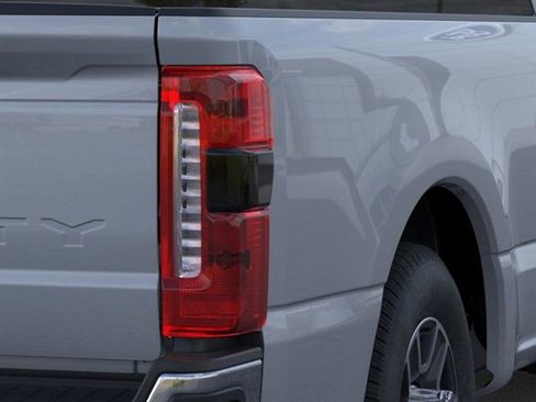 New 2026 Ford F350 Lariat image 21